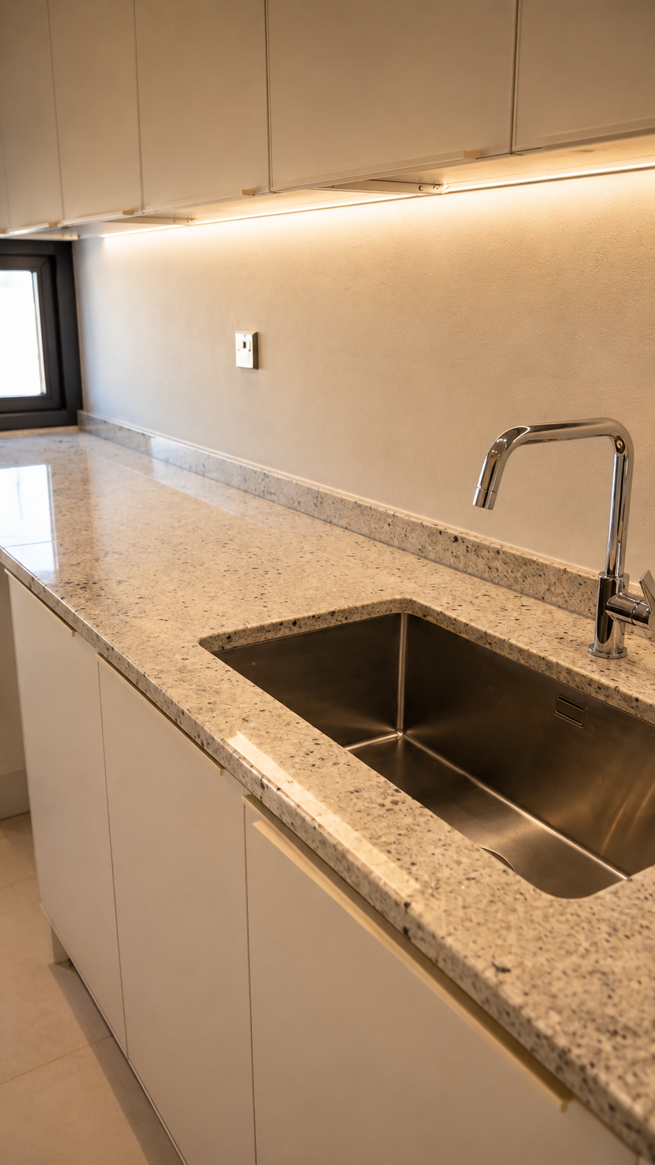 Modern Kitchen Top